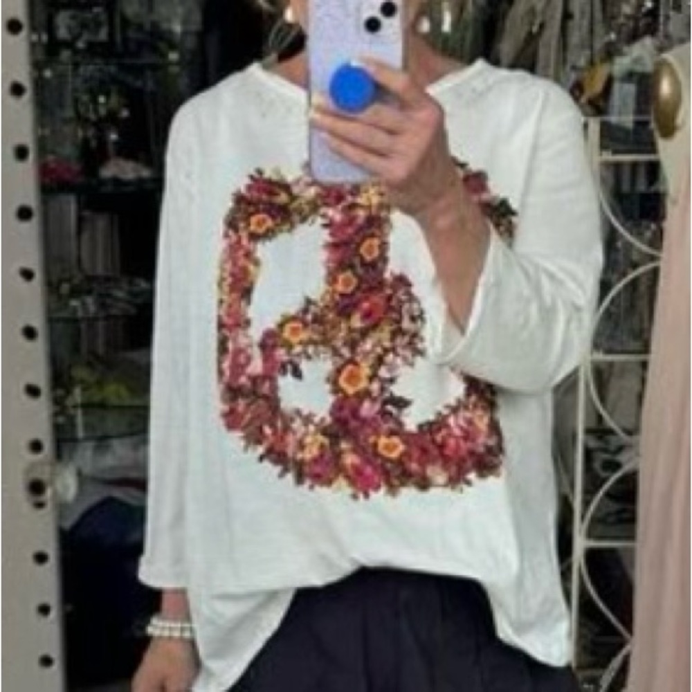 Peace tee